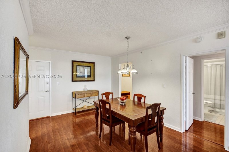 Condo for sale at The Wave Condo 1628