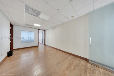 Comprar apartamento no The Club At Brickell Bay 1270-A-D