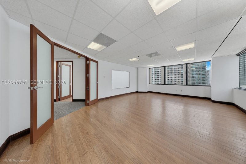 Comprar apartamento no The Club At Brickell Bay 1270-A-D