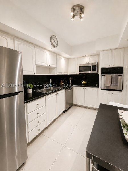 Apartment for rent at Tides Hollywood Beach 4P