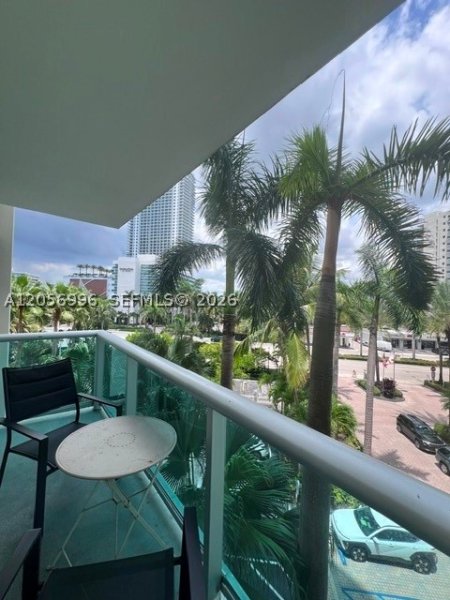 Apartment for rent at Tides Hollywood Beach 4P