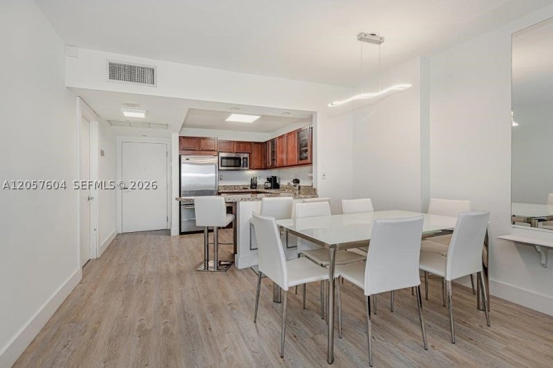 Alquiler de apartamento en Roney Palace 1528