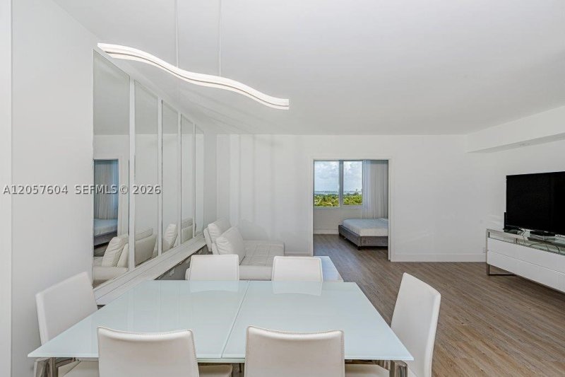 Alquiler de apartamento en Roney Palace 1528