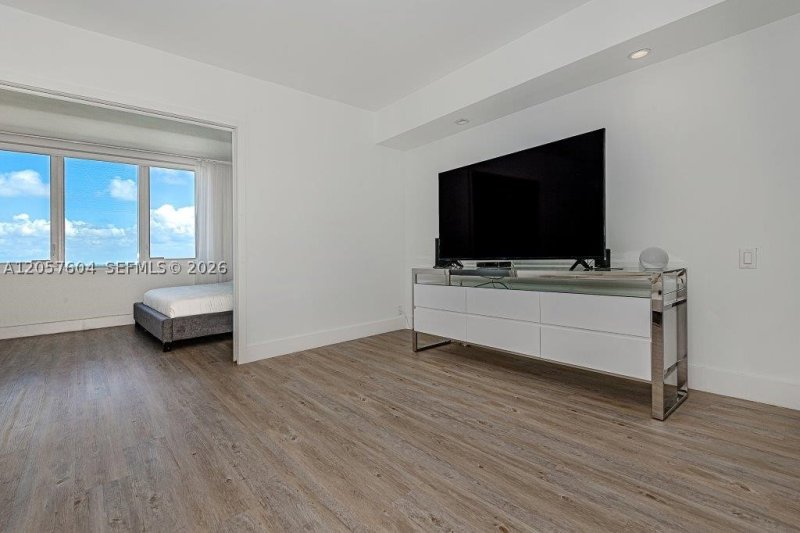 Alquiler de apartamento en Roney Palace 1528
