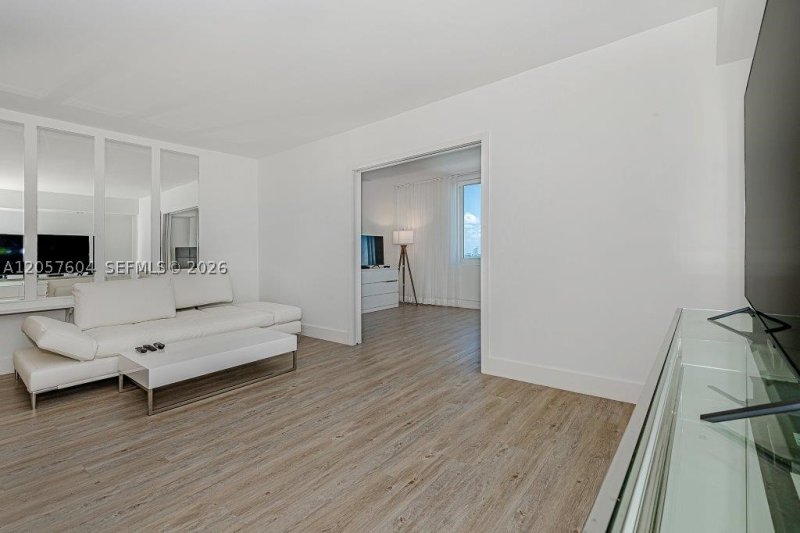 Alquiler de apartamento en Roney Palace 1528