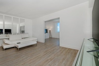 Alquiler de apartamento en Roney Palace 1528