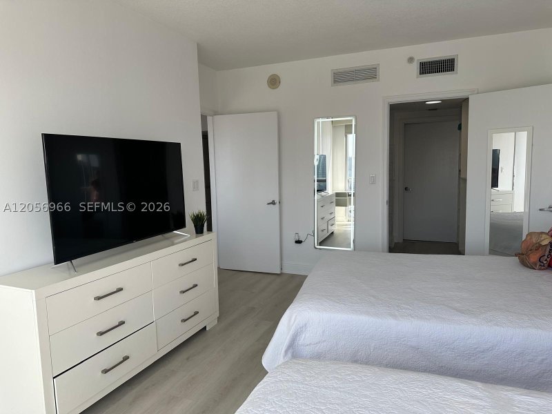 Condo for sale at Opera Tower 2914