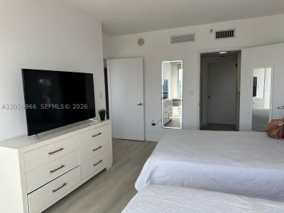 Comprar apartamento en Opera Tower 2914