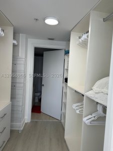 Comprar apartamento en Opera Tower 2914