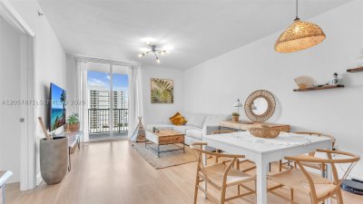 Comprar apartamento no Vue at Brickell 1307