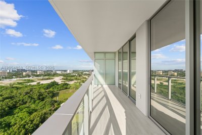 One Park Tower by Turnberry Apt #1604