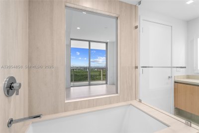 Comprar apartamento en One Park Tower by Turnberry 1604