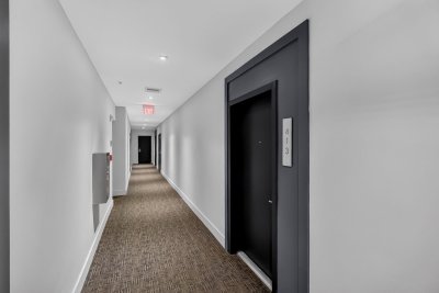 Comprar apartamento no Le Parc at Brickell 413