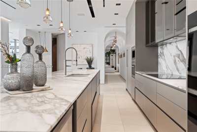Comprar apartamento no Paraiso Bay Miami BH2