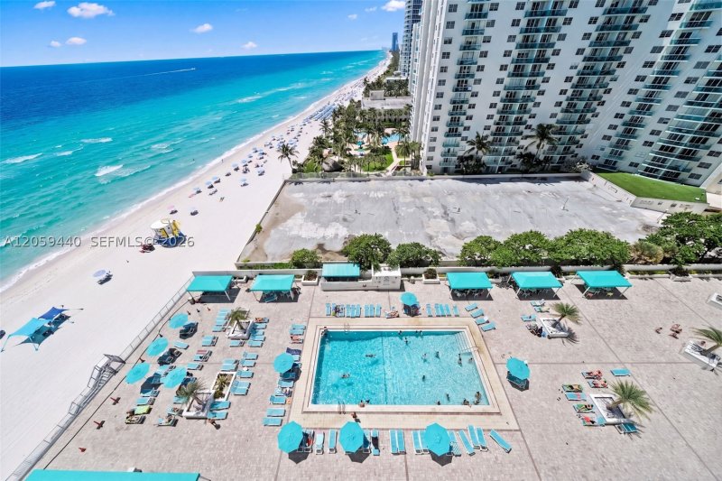 Condo for sale at Sea Air Towers 1204