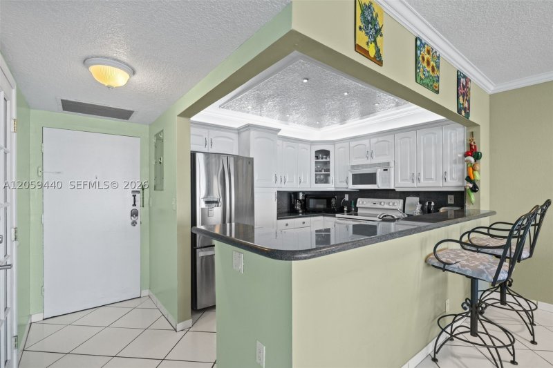 Condo for sale at Sea Air Towers 1204