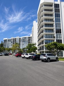 Aluguel de apartamento no Oceanview Park 716