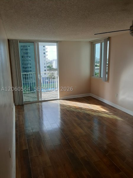 Apartment for rent at Madison Miami E-1001