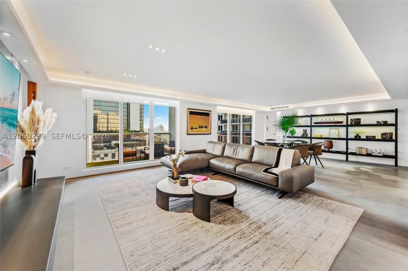 Comprar apartamento en Roney Palace 1003/1004