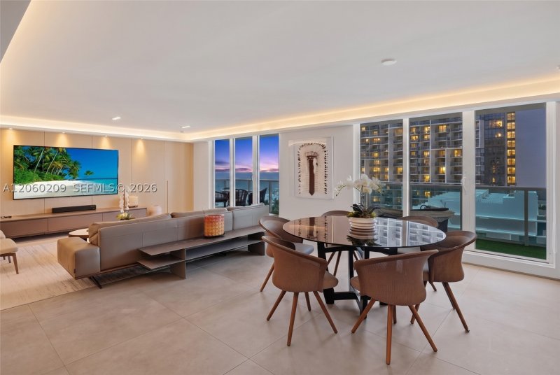 Comprar apartamento en Roney Palace 1003/1004
