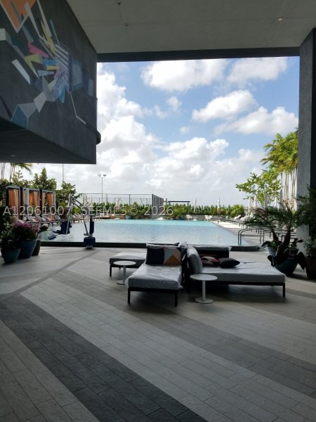 Apartment for rent at Hyde Midtown 1702
