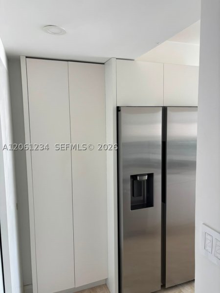 Apartment for rent at Turnberry Towers 26E