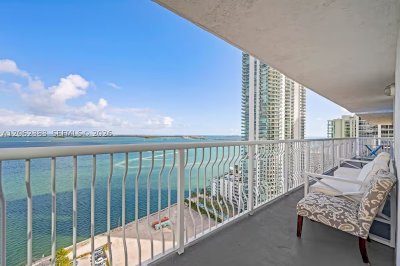 The Club At Brickell Bay Apt #2502