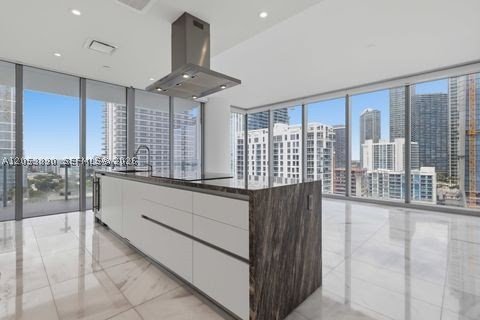 Comprar apartamento no Missoni Baia 1506