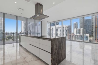 Comprar apartamento no Missoni Baia 1506