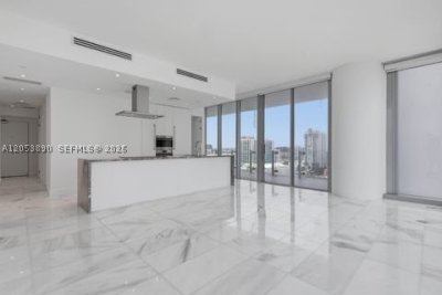 Comprar apartamento no Missoni Baia 1506