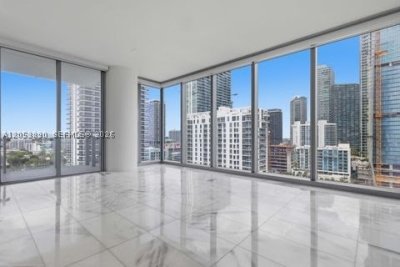 Comprar apartamento no Missoni Baia 1506
