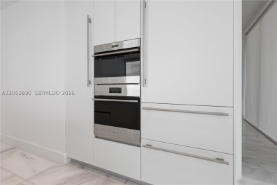 Comprar apartamento no Missoni Baia 1506