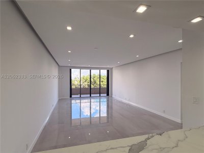 Aluguel de apartamento no Key Colony III Emerald Bay 524
