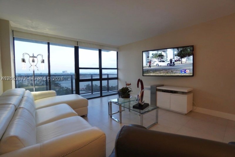 Apartment for rent at Charter Club Condos 1214