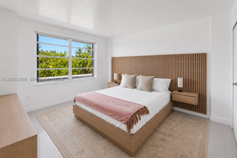 Apartment for rent at Commodore Club West 208