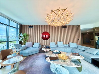 Comprar apartamento en Marina Palms Yacht Club 1409