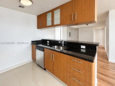 Aluguel de apartamento no 23 Biscayne Bay PH02