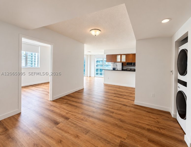 Apartment for rent at 23 Biscayne Bay PH02