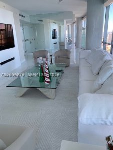 Comprar apartamento en Jade Ocean 2808