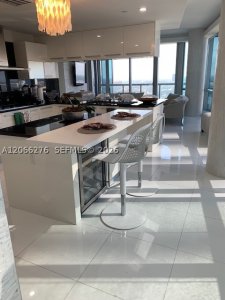 Comprar apartamento en Jade Ocean 2808