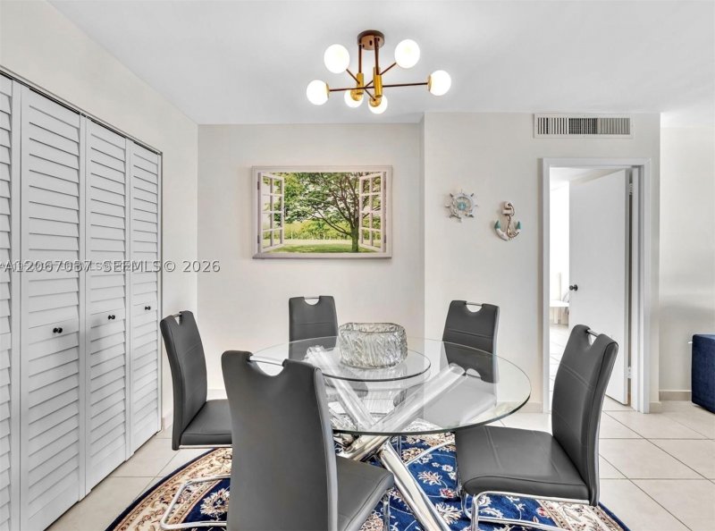 Apartment for rent at Parker Tower 206