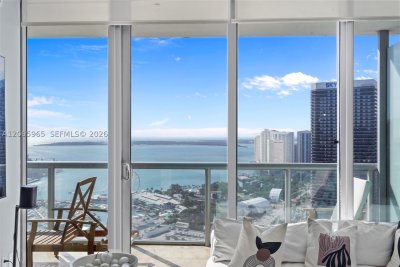 Comprar apartamento no Marina Blue 4203