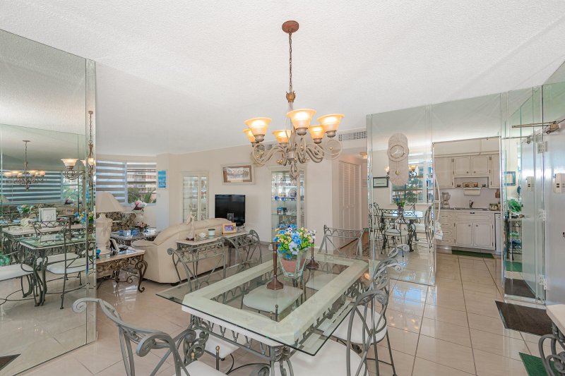 Apartment for rent at The Hemispheres 3P