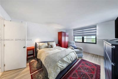 Aluguel de apartamento no Brickell Bay Club 808