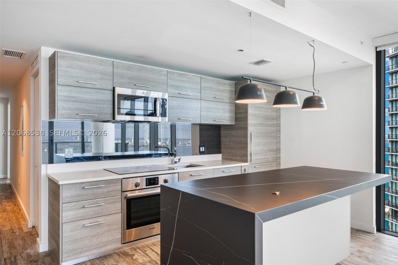 Apartment for rent at Paraiso Bay Miami 4407