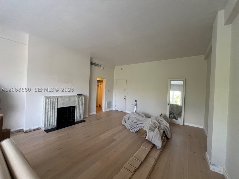 Condo for sale at Helen Mar 4D