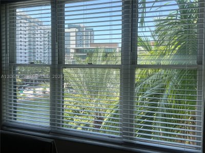 Comprar apartamento no Helen Mar 4D