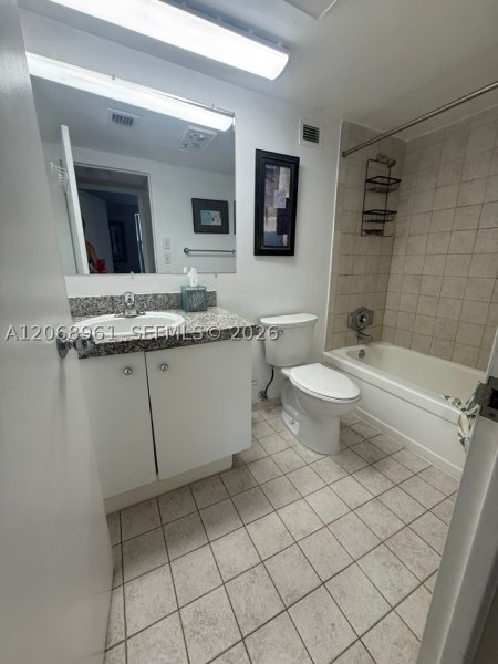 Apartment for rent at Carlisle On The Ocean 512