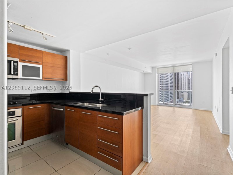 Apartment for rent at Vizcayne Everglades On The Bay 2109
