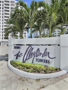 Comprar apartamento no Alexander Towers 203